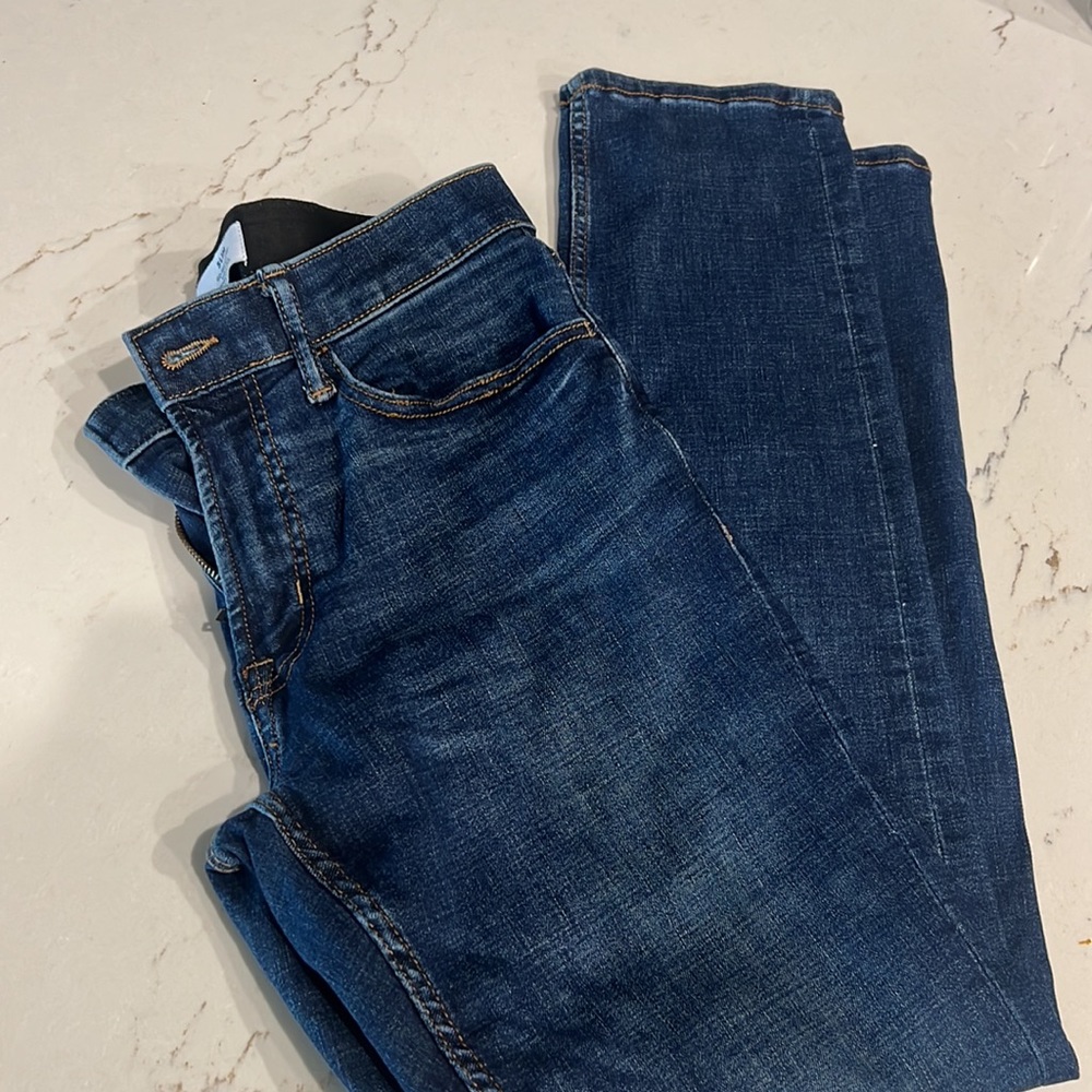 Old Navy Men’s 360 stretch jeans - Picture 2 of 4